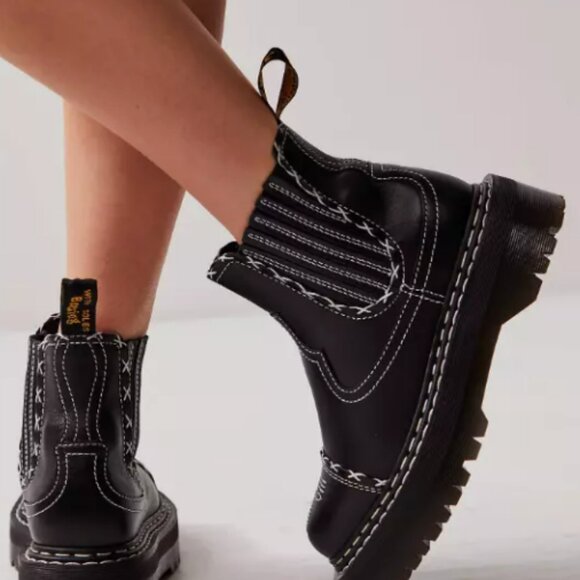 2976 GOTHIC AMERICANA PLATFORM CHELSEA MSRP$280 Limited Edition Fearless & Fluid - Picture 13 of 16